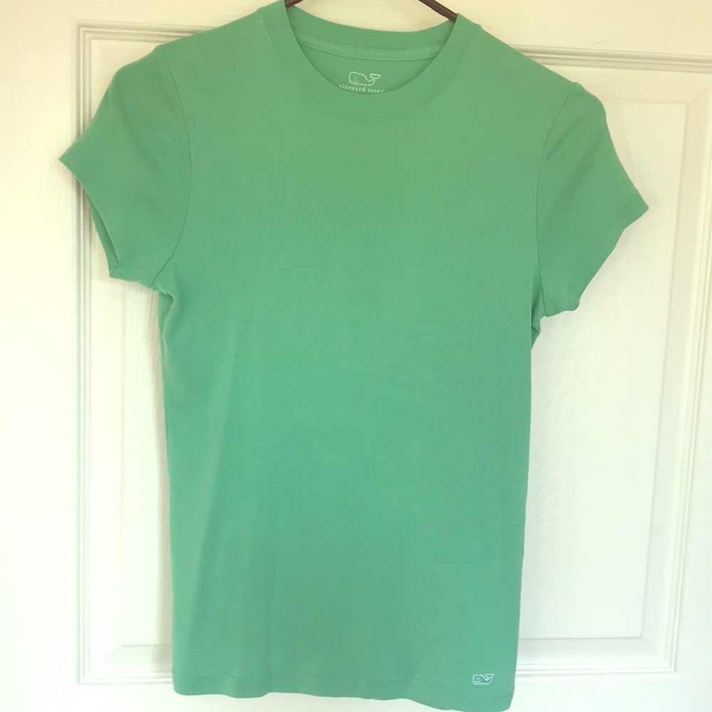 Vineyard Vines Tee